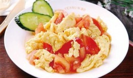 黄秋瓜炒鸡蛋可以吃吗视频,黄秋瓜炒鸡蛋，营养搭配新尝试