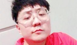 搞笑解说带你吃瓜视频,笑料百出！搞笑解说带你领略吃瓜界的欢乐盛宴